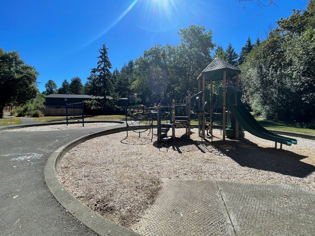 The Bluffs Park | 12048 NW Blackhawk Dr, Portland, OR 97229, USA | Phone: (503) 629-6360