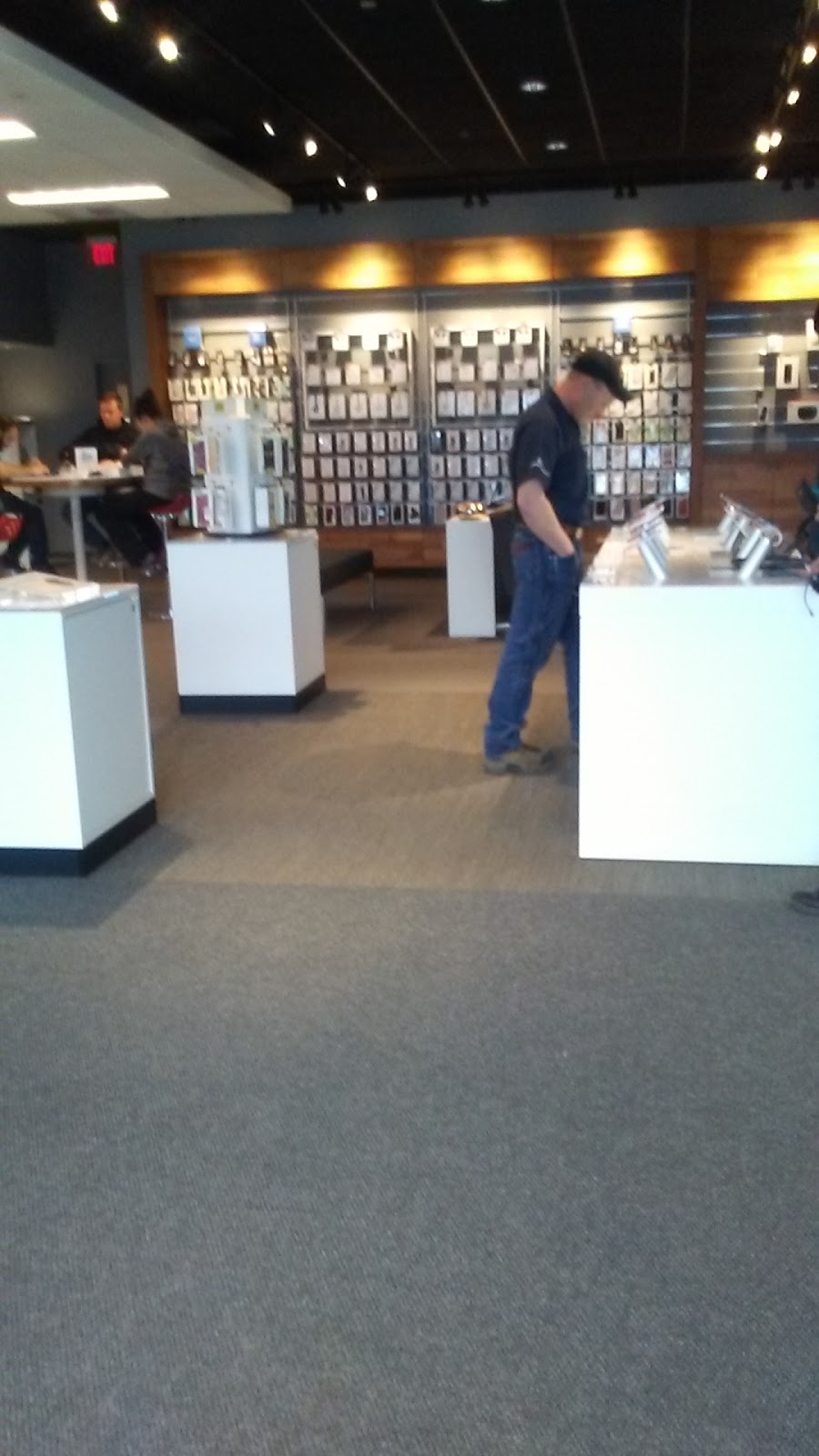 AT&T Store | Cottonwood Creek Mall, 1865 E Parks Hwy, Wasilla, AK 99654, USA | Phone: (907) 631-0350