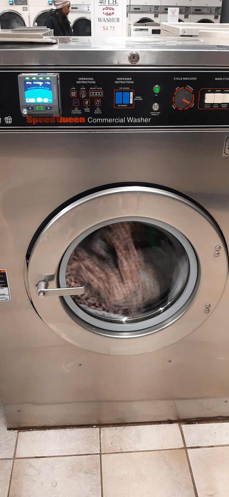 DeForest Laundry | 525 W North St, DeForest, WI 53532, USA | Phone: (608) 571-4670