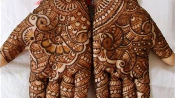 Mehndi artist, | Gupta chowk,seminary hills,Nagpur,440006 Near sarvsidha hanuman mandir Nagpur, Maharashtra, Seminary Hills, Nagpur, Maharashtra 440006, India | Phone: 070306 08882