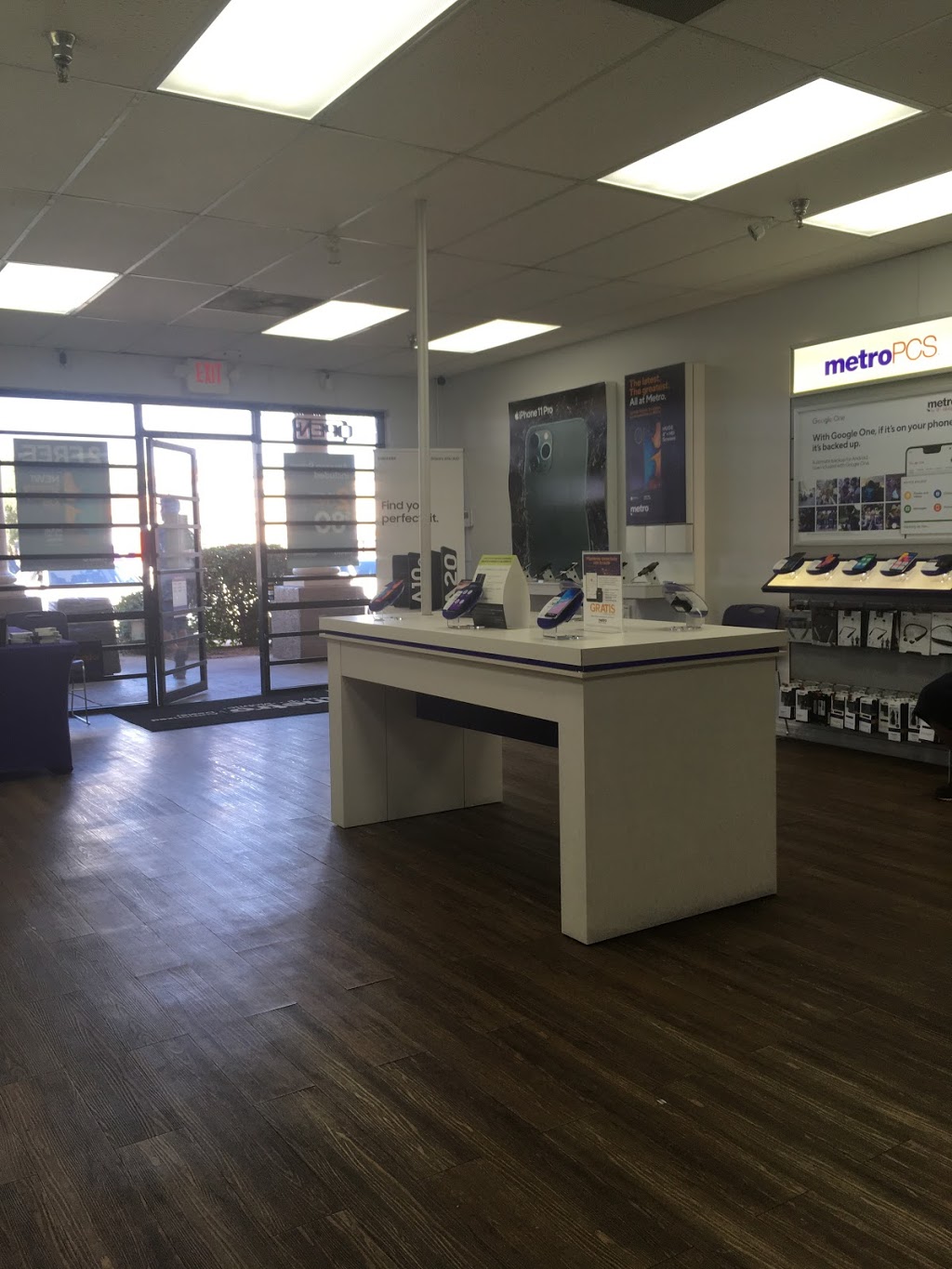 Metro PCS | 715 W Baseline Rd Ste 1, Tempe, AZ 85283, USA | Phone: (480) 264-0550