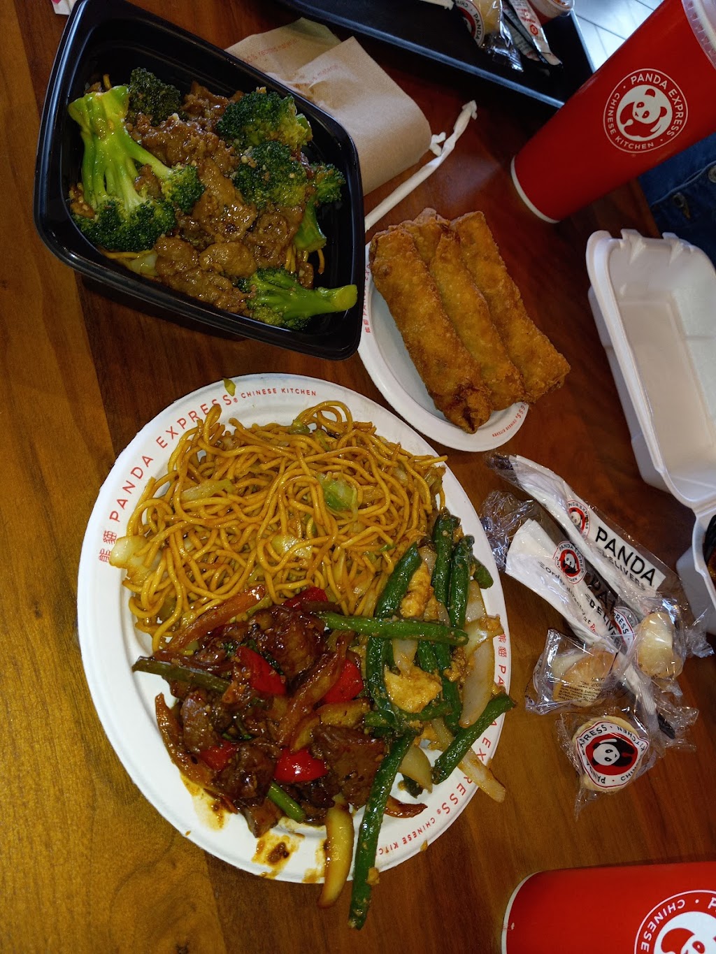 Panda Express | 2725 E Whitestone Blvd, Cedar Park, TX 78613, USA | Phone: (512) 528-0132