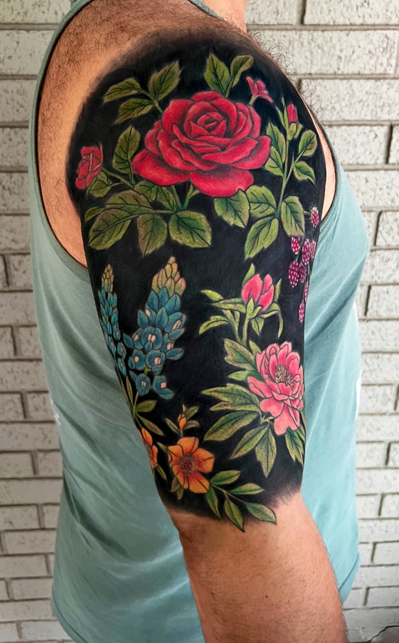 Rose And Crown Tattoos | 12724 Lowden Ln, Manchaca, TX 78652, USA | Phone: (737) 222-5355