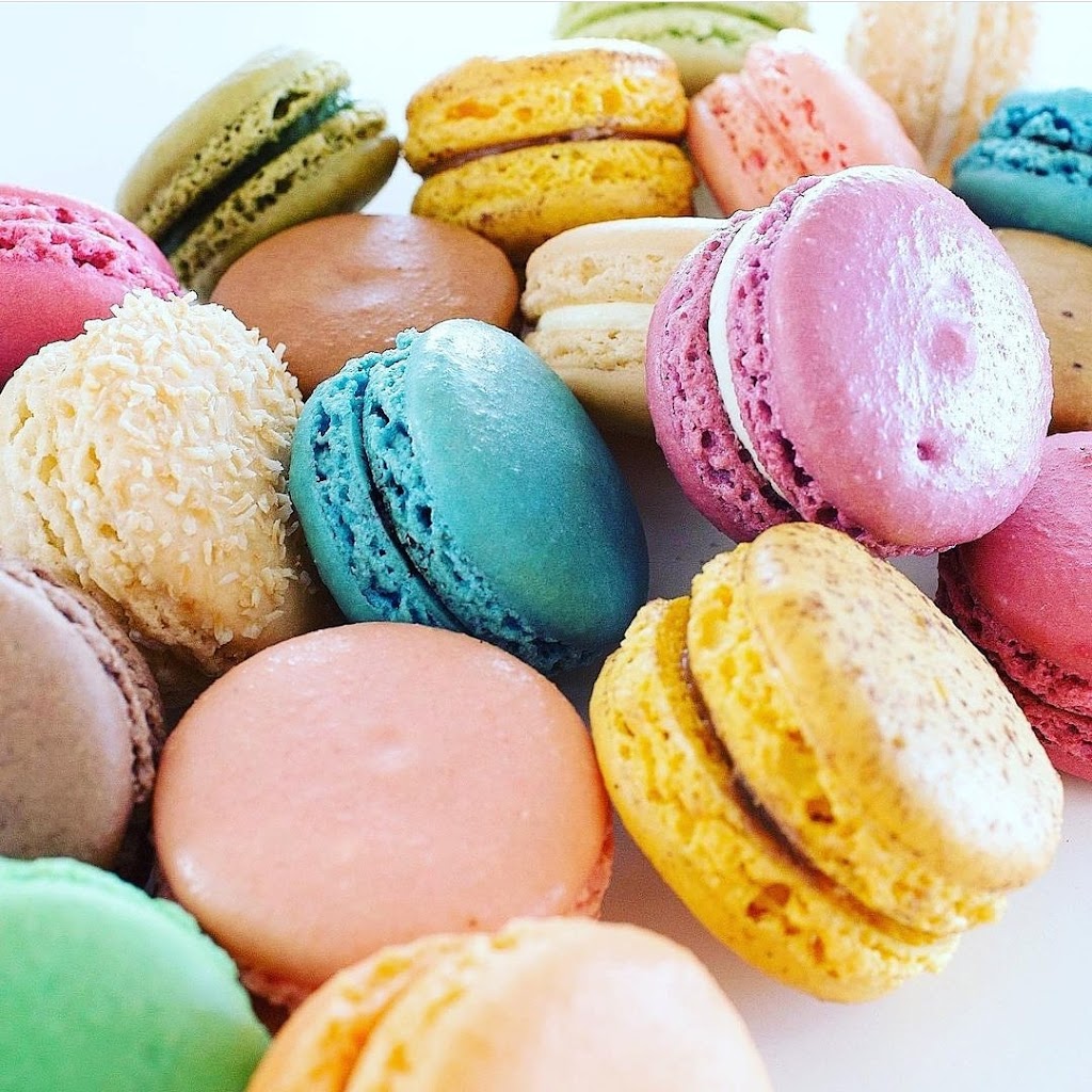 Le Macaron French Pastries | 2201 S Interstate 35 Space L15, Denton, TX 76205, USA | Phone: (972) 836-7028