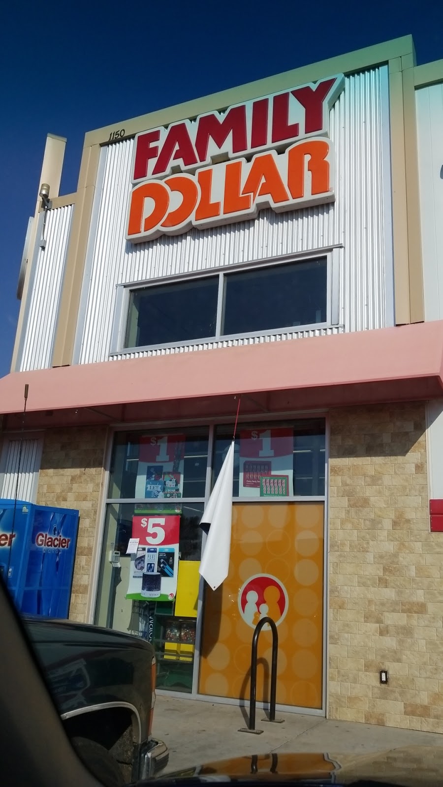 Family Dollar | 1150 Park Blvd, Orange Cove, CA 93646, USA | Phone: (559) 823-4008