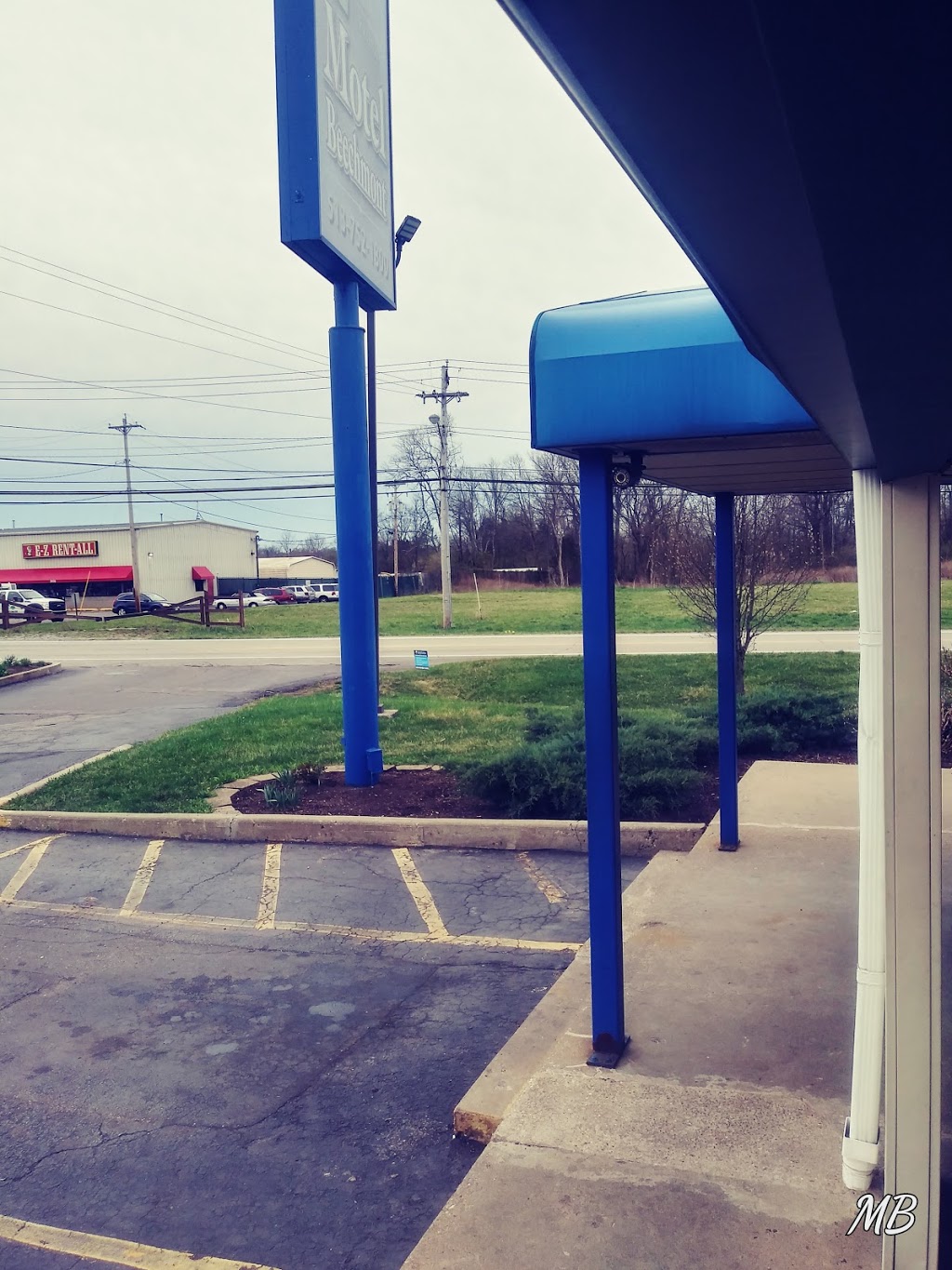 Motel Beechmont | 3960 9 Mile Rd, Cincinnati, OH 45255, USA | Phone: (513) 752-1800