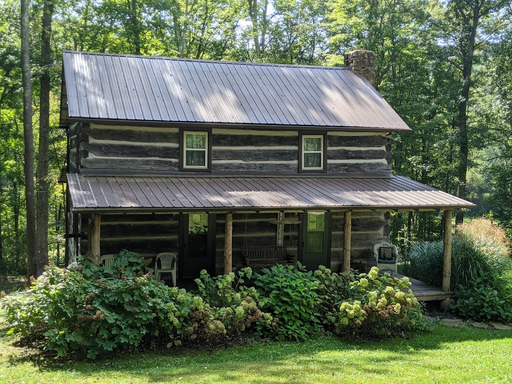 Little Cola Cabins | 14729 Little Cola Rd, Rockbridge, OH 43149, USA | Phone: (740) 216-6173