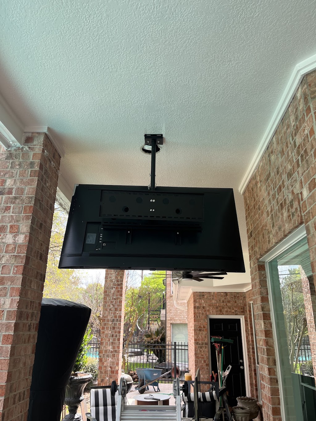 TV Installation Katy | 1539 S Mason Rd, Katy, TX 77450, USA | Phone: (281) 929-0216