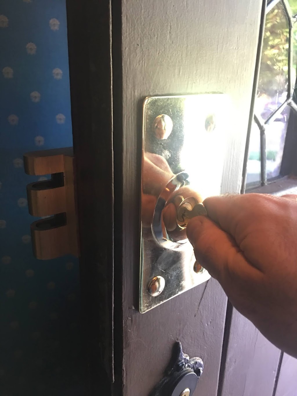 Upper West Side Locksmith | 920 Columbus Ave, New York, NY 10025, USA | Phone: (212) 470-2864