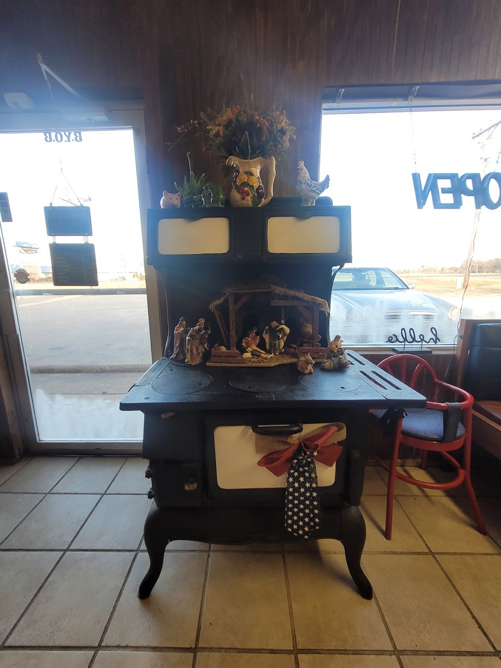 Feed Trough BBQ | 615 Seven Points Blvd, Seven Points, TX 75143, USA | Phone: (903) 432-9000