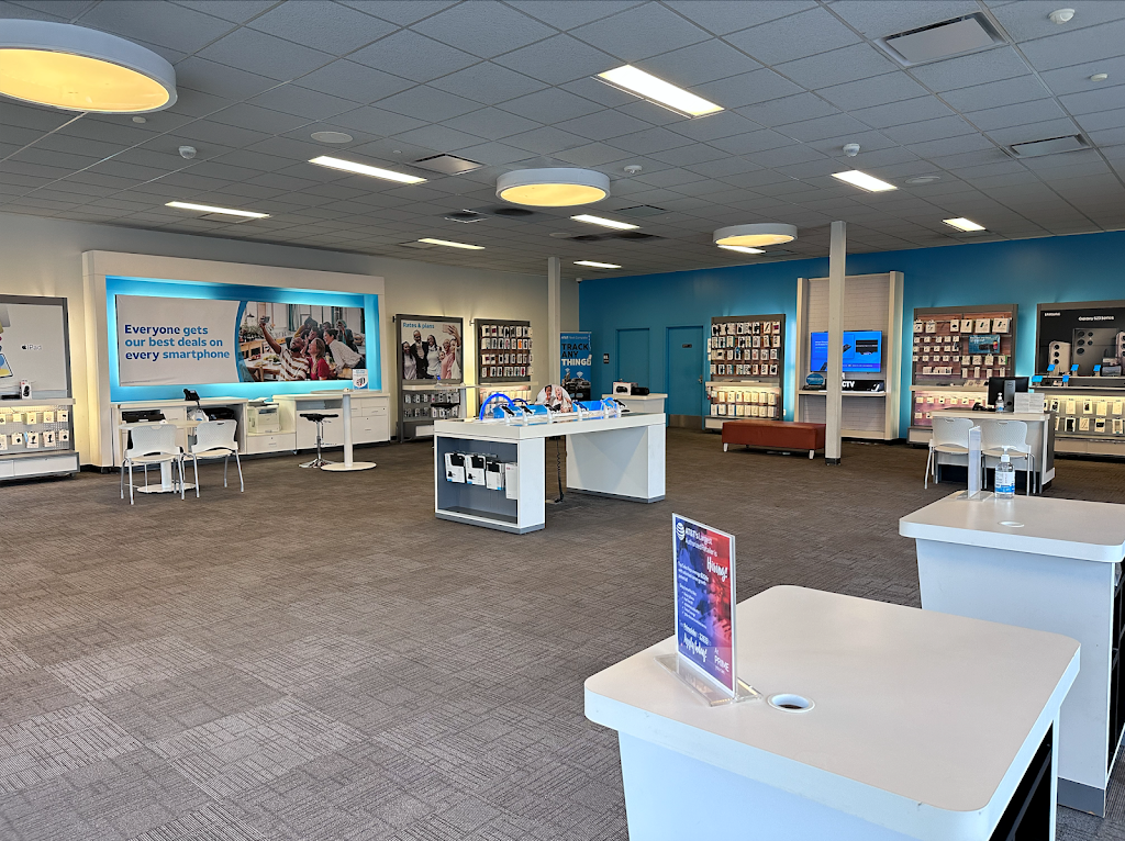 AT&T Store | 780 E US Hwy 80 Suite 200, Forney, TX 75126, USA | Phone: (972) 552-1901