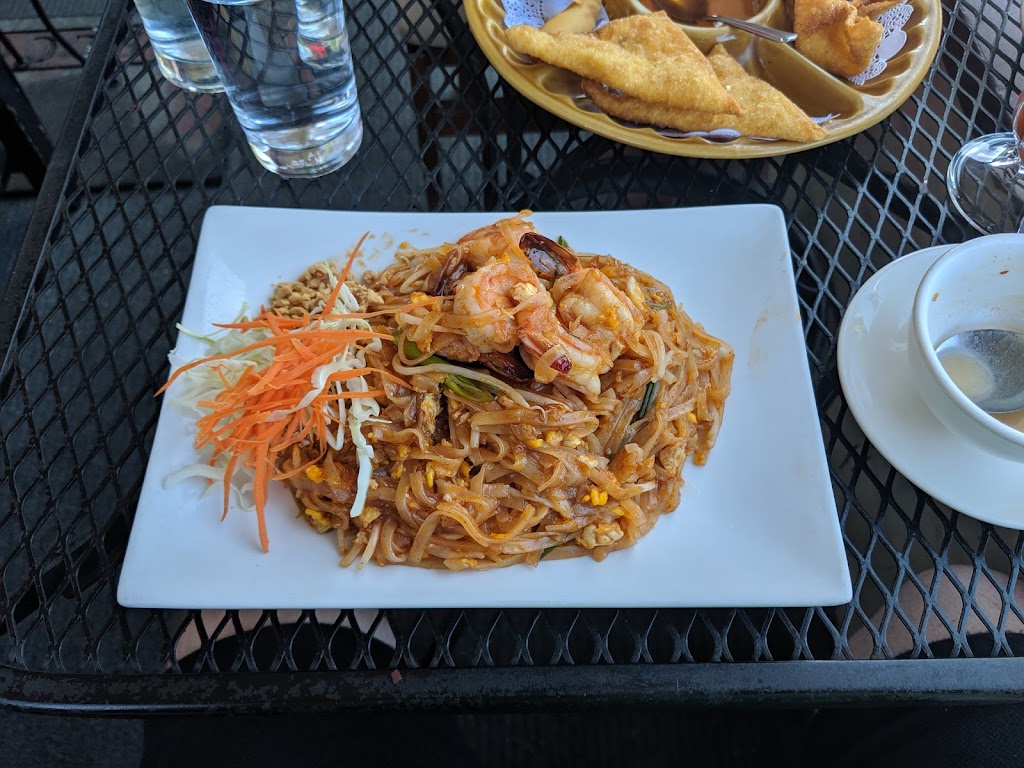 Thai Home Restaurant | 38676 Pioneer Blvd, Sandy, OR 97055, USA | Phone: (503) 668-0779