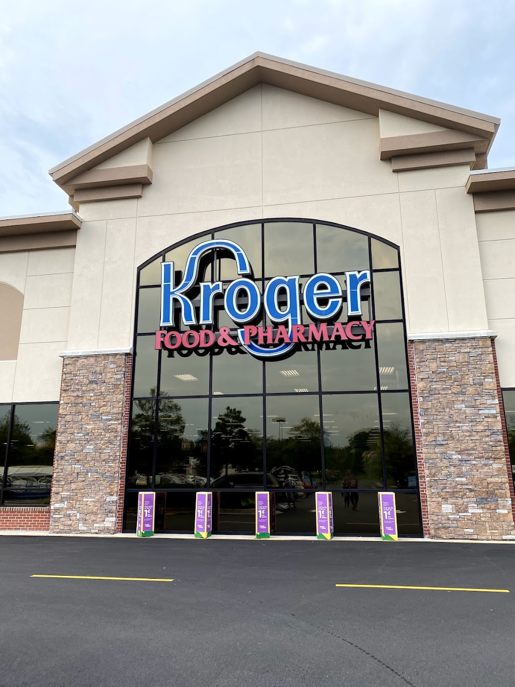 Kroger | 9480 W Broad St, Henrico, VA 23294, USA | Phone: (804) 270-0933