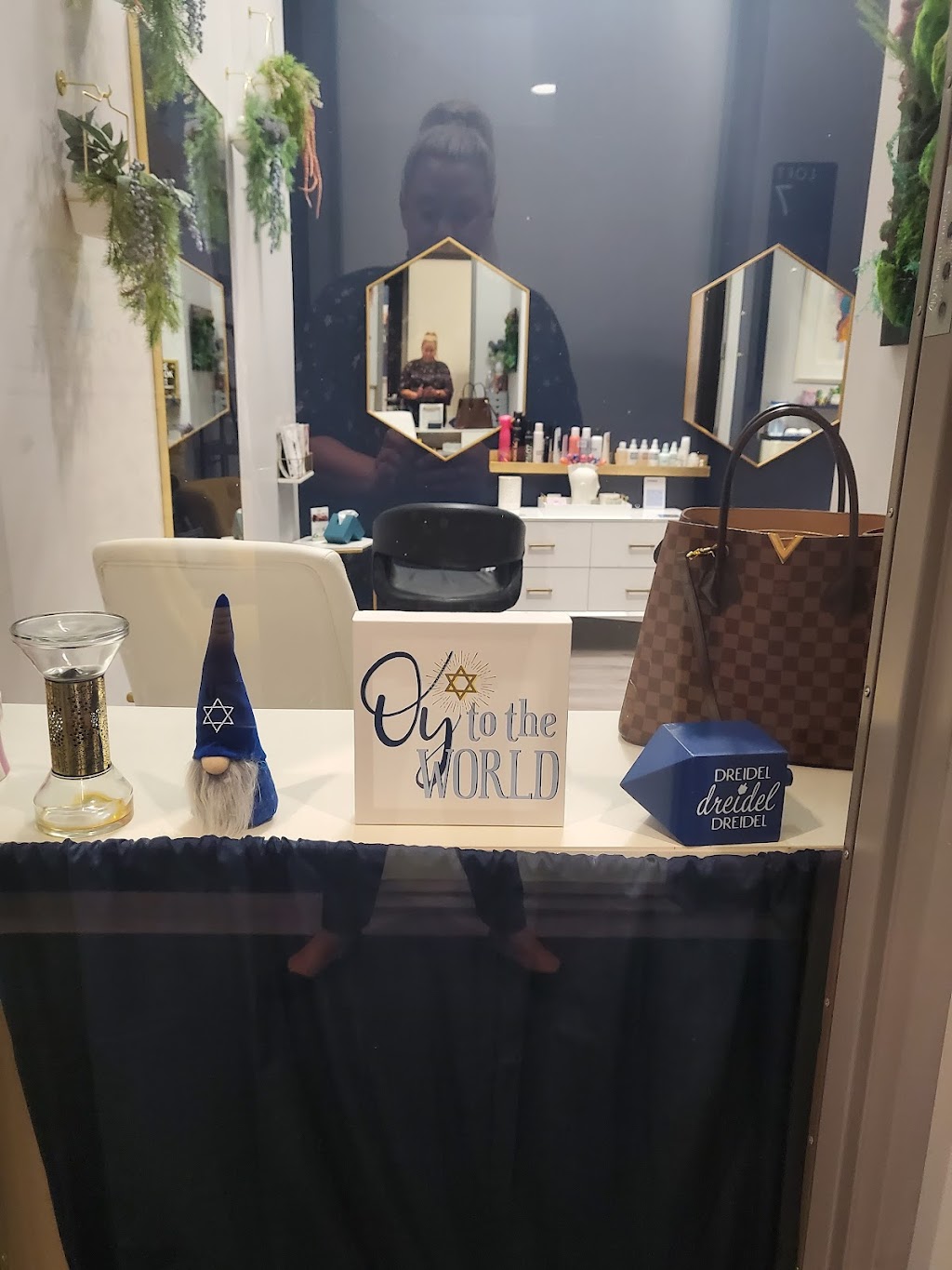 Salon Lofts Tysons Corner | 8150 Leesburg Pike, Vienna, VA 22182, USA | Phone: (703) 866-8919