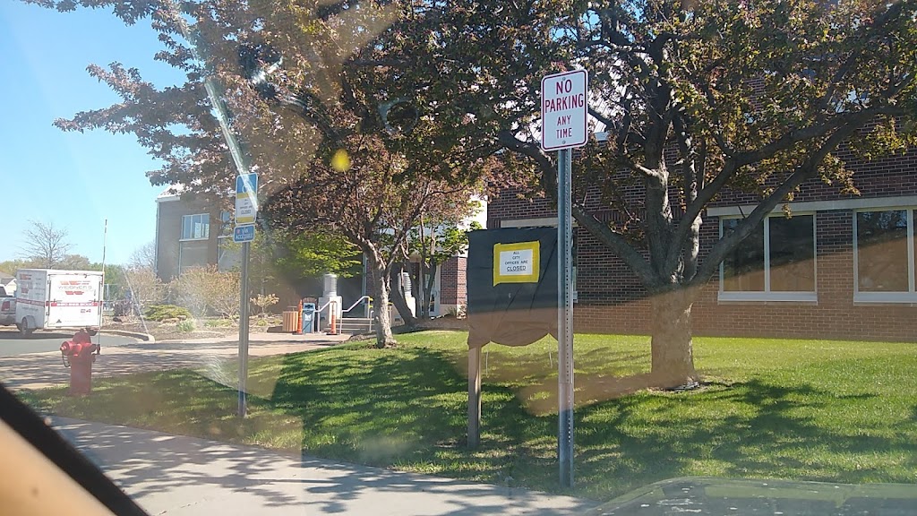 Brooklyn Park DMV 5200 85th Ave N, Brooklyn Park, MN 55443, USA