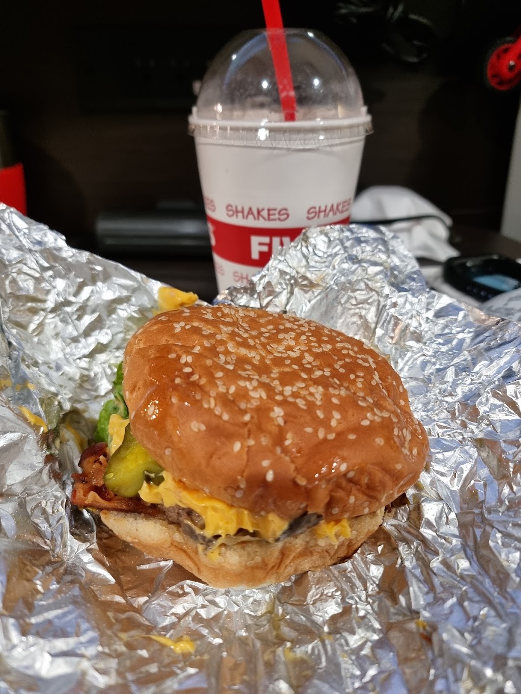 Five Guys | 116 E El Camino Real, Sunnyvale, CA 94085, USA | Phone: (408) 830-9100