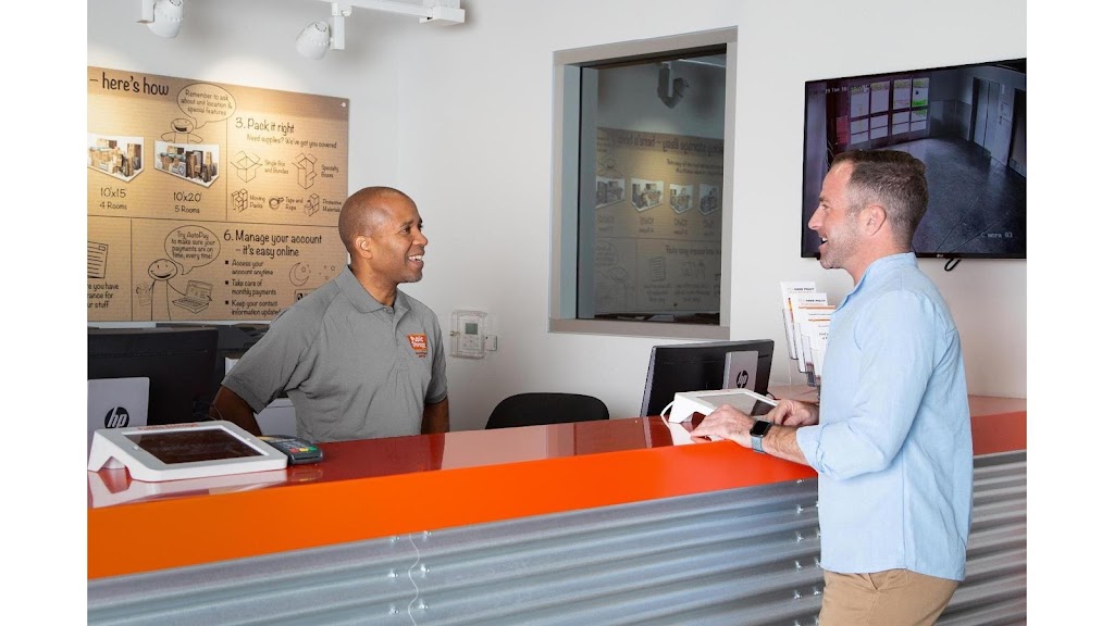 Public Storage | 2409 Old Denton Rd, Carrollton, TX 75006, USA | Phone: (972) 704-1097