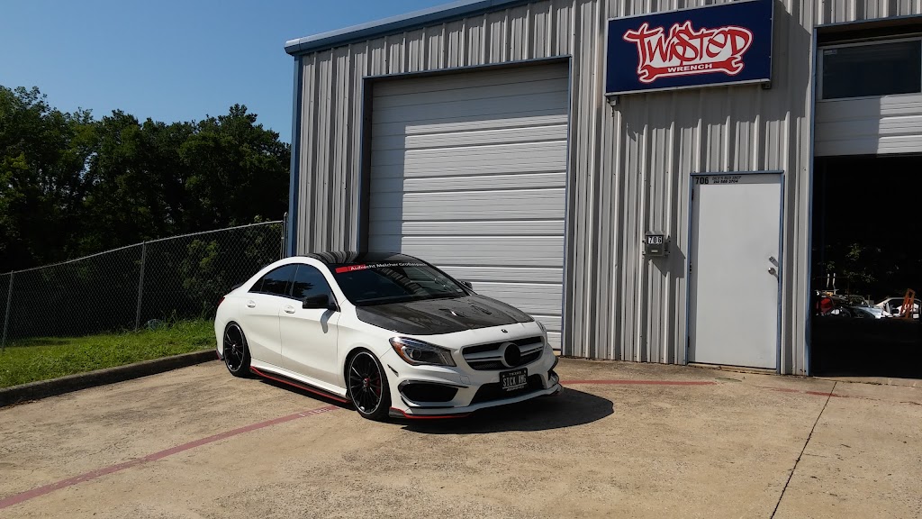 Dickersons Collision Repair | 706 TX-66, Garland, TX 75040, USA | Phone: (214) 566-3704