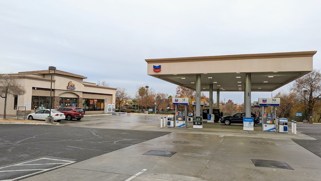 Chevron | 19220 Van Buren Boulevard, Riverside, CA 92508, USA | Phone: (951) 789-2040