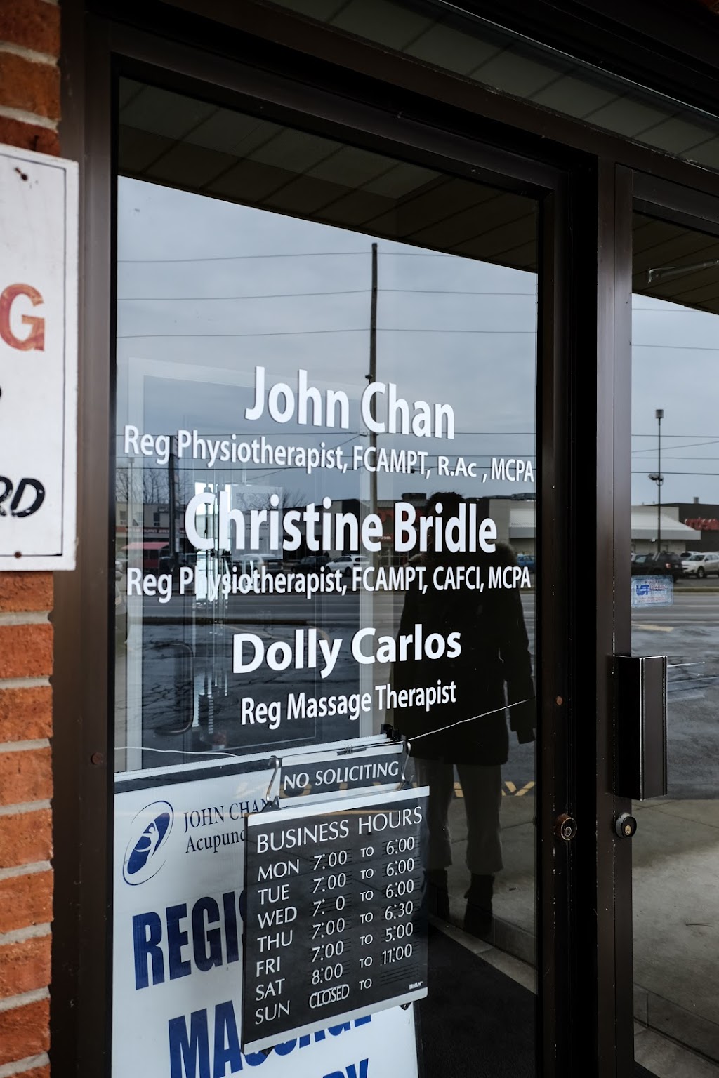 John Chan Physiotherapy | 132 Lakeshore Rd, St. Catharines, ON L2N 2T5, Canada | Phone: (905) 935-2000