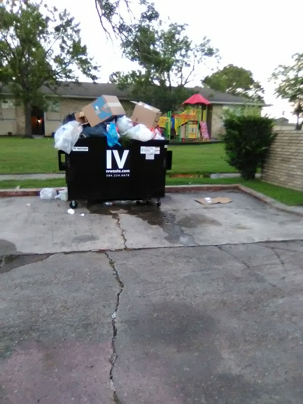 Tanglewood Apartments | 1300 Tanglewood Dr, Westwego, LA 70094, USA | Phone: (504) 386-5476