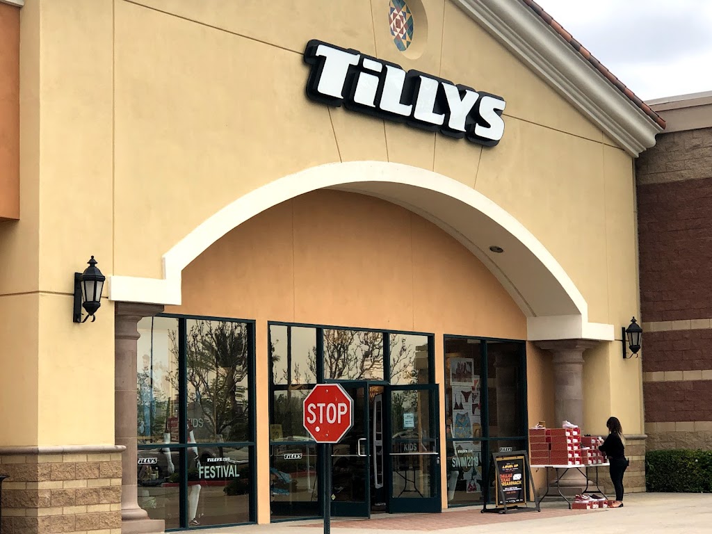 Tillys | 12327 Limonite Ave, Mira Loma, CA 91752, USA | Phone: (951) 360-1240