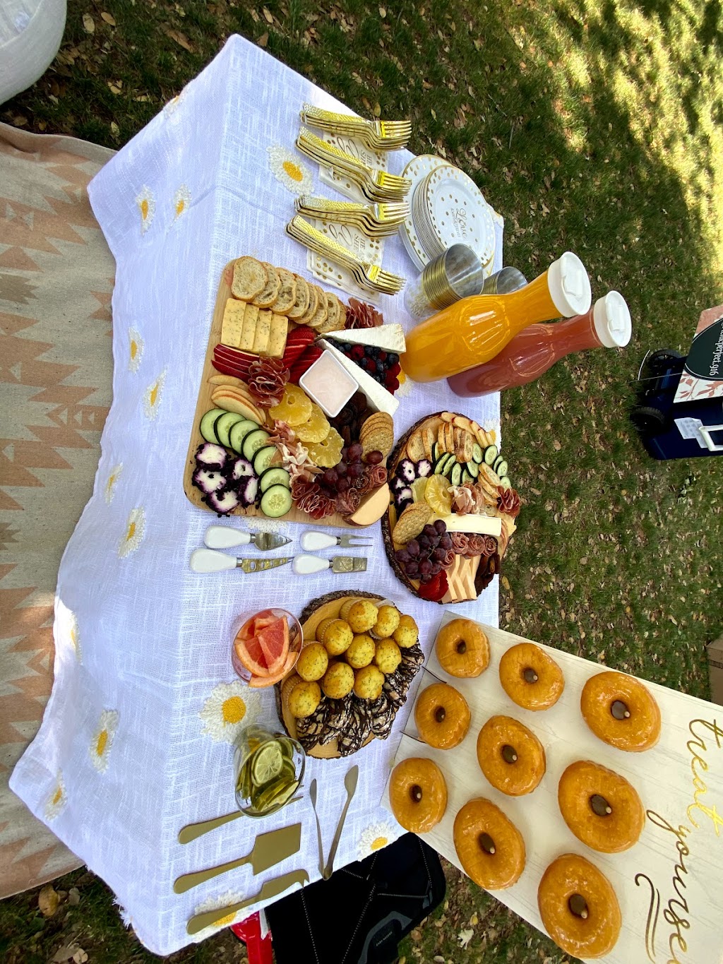 PicnicPerfect, CA | 3673 Mesa Verdes Dr, El Dorado Hills, CA 95762 | Phone: (916) 812-6655