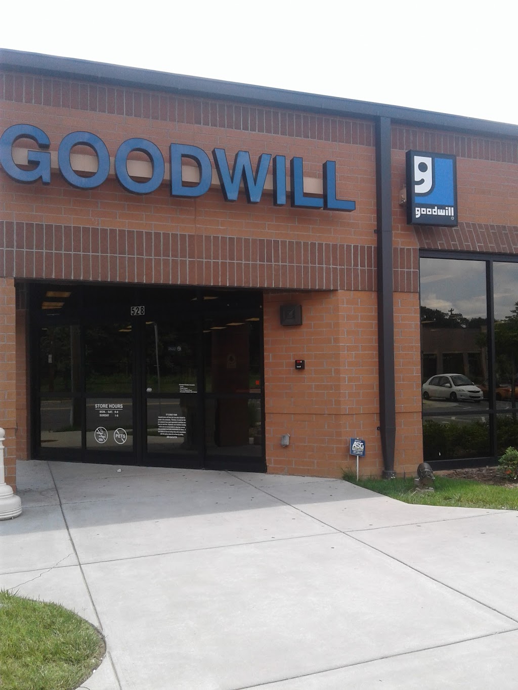 Goodwill Store and Donation Center | 528 Waughtown St, Winston-Salem, NC 27127, USA | Phone: (336) 777-0619