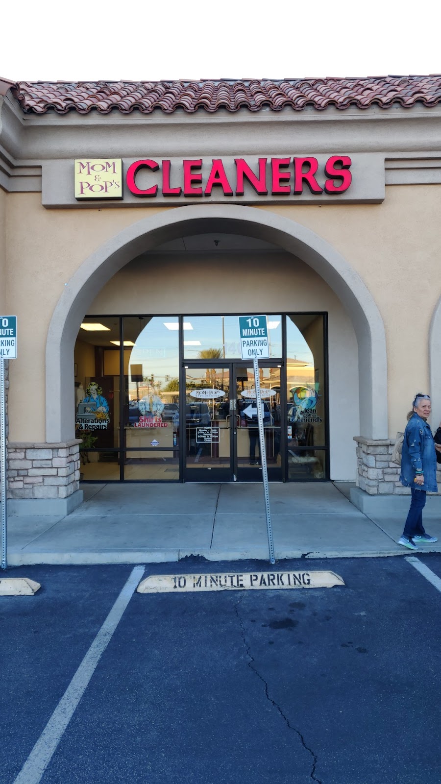 Mom & Pops Cleaners | 6575 N Decatur Blvd #2917, Las Vegas, NV 89131, USA | Phone: (702) 384-4666