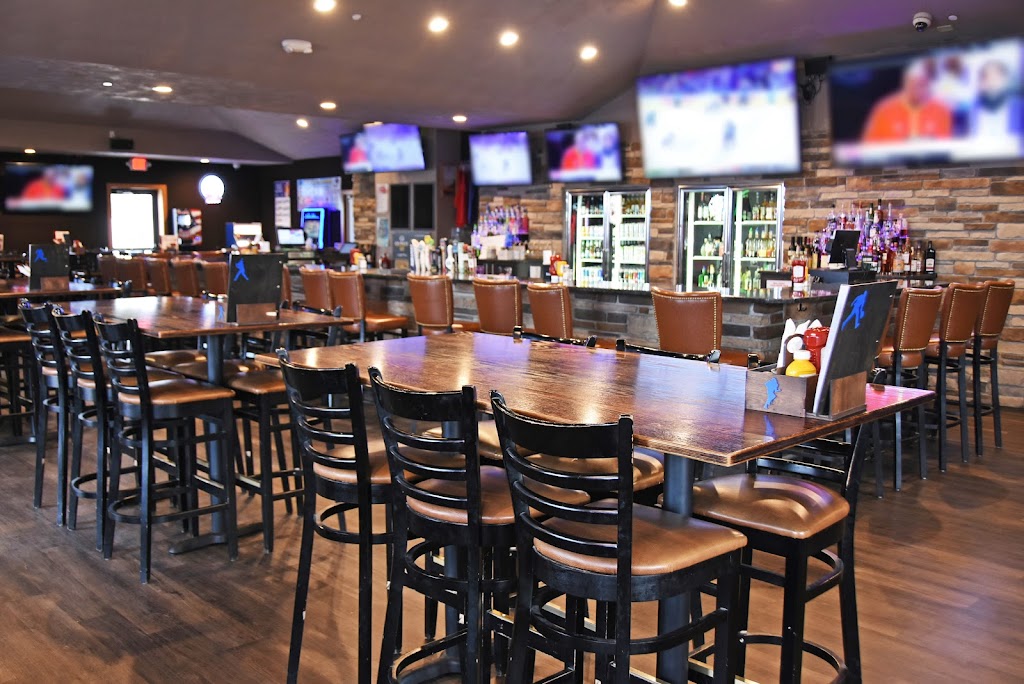 Sidelines | 731 S Wuthering Hills Dr, Janesville, WI 53546, USA | Phone: (608) 741-8833