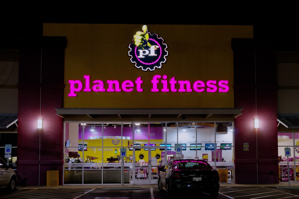 Planet Fitness | 11227 Potranco Rd, San Antonio, TX 78253, USA | Phone: (210) 679-9999