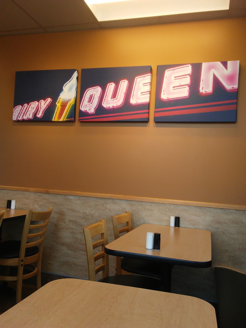 Dairy Queen of Joshua | 109 N Broadway St, Joshua, TX 76058, USA | Phone: (817) 641-7591