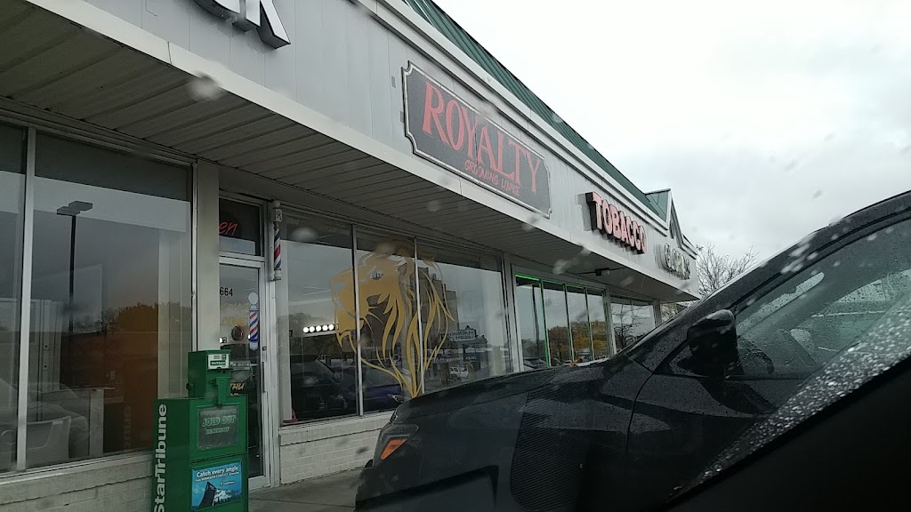 Royalty Grooming Lounge | 2966 White Bear Ave, Maplewood, MN 55109, USA | Phone: (651) 249-7662