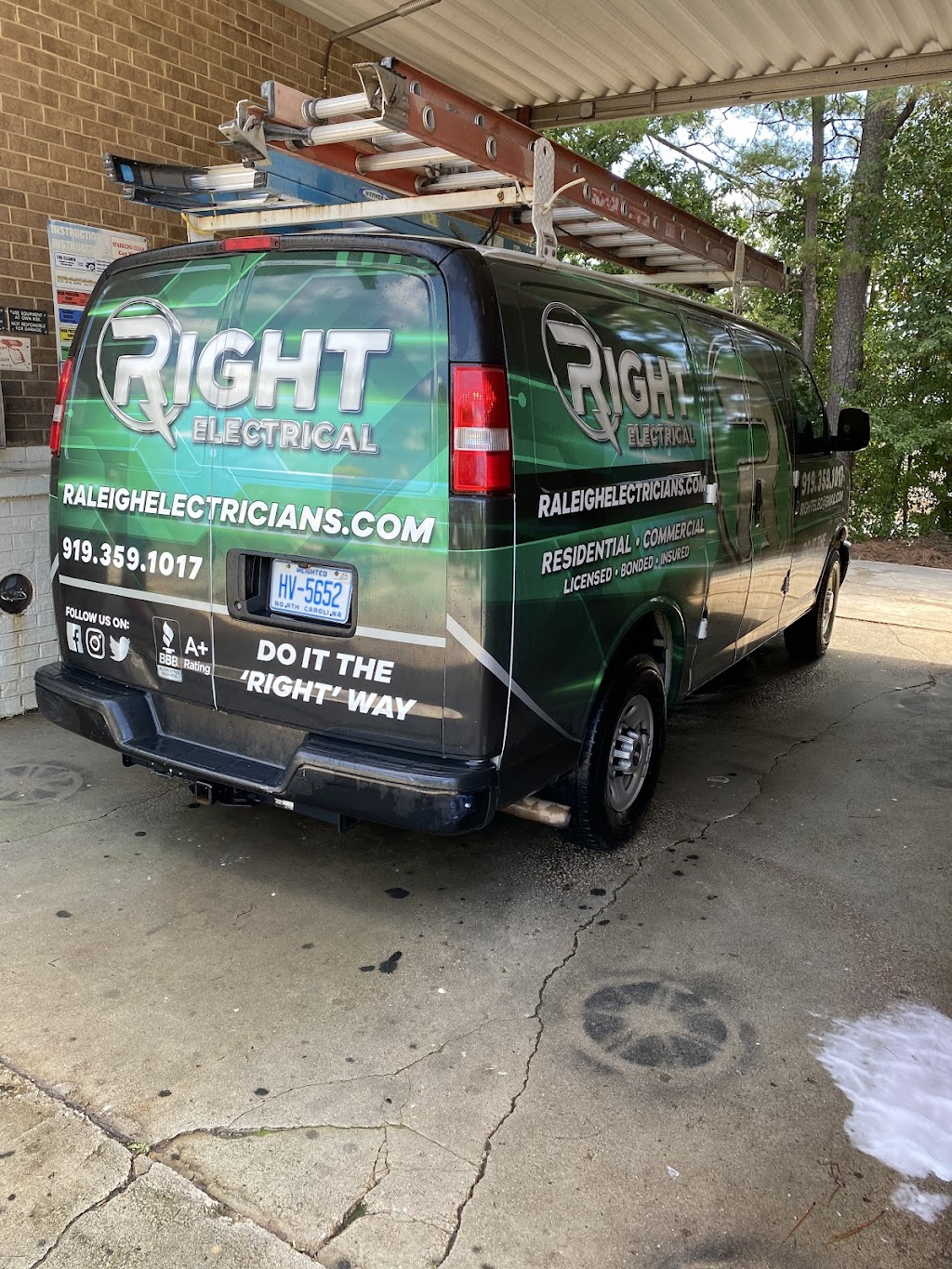 Right Electrical Services LLC | 4208 Six Forks Rd Ste 1000, Raleigh, NC 27609, USA | Phone: (919) 359-1017