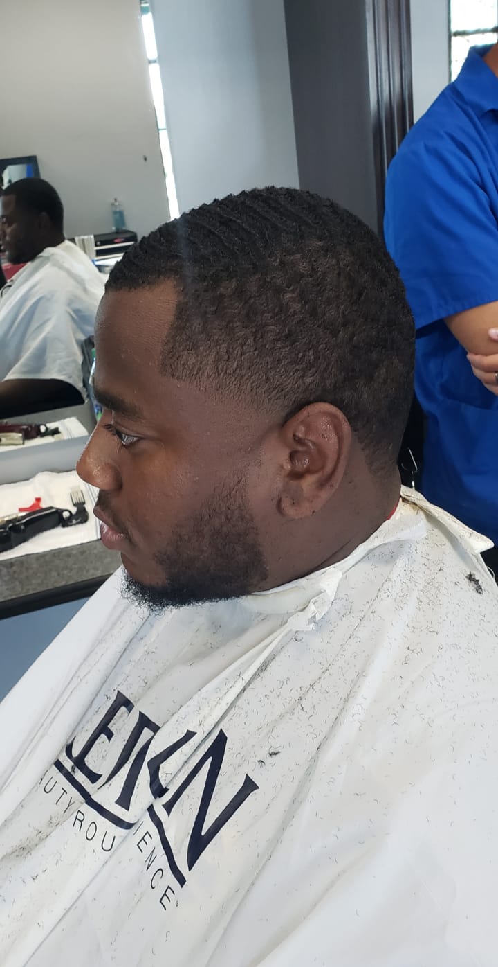 A Step Above Barbershop LLC | 3230 S Adams St, Marion, IN 46953, USA | Phone: (765) 573-5431