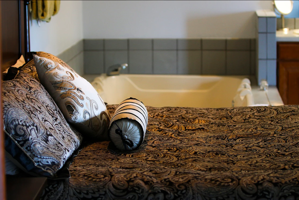 Hilltop Inn Broomfield Denver | 9009 Metro Airport Ave, Broomfield, CO 80021, USA | Phone: (303) 469-3900