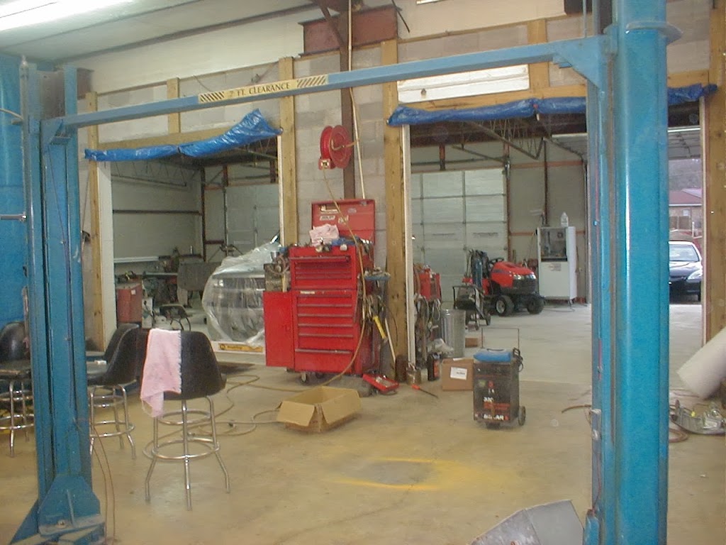 steve lights body shop | 2394 Summerville Rd, Jasper, AL 35504, USA | Phone: (205) 388-0060