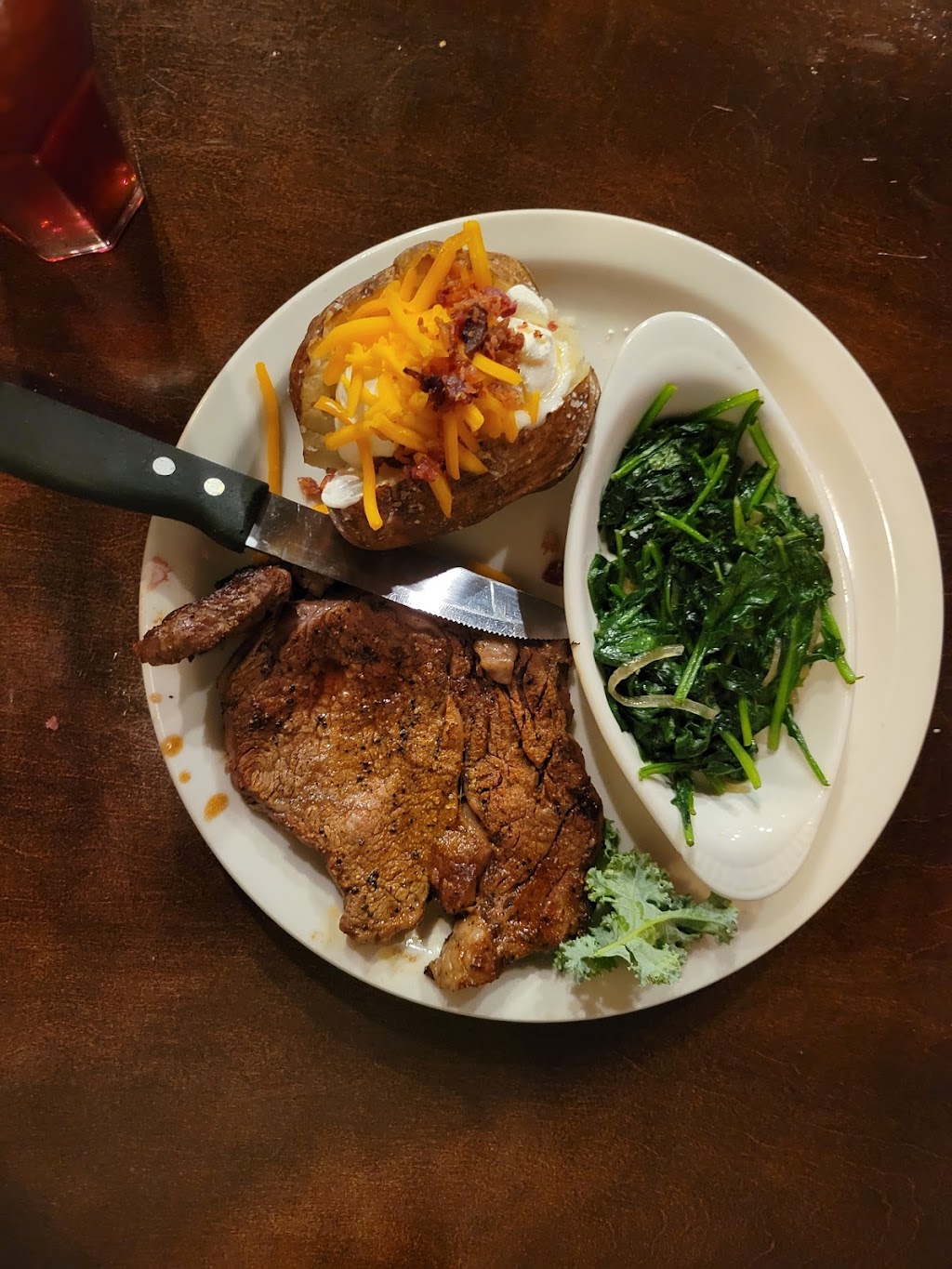 Cast Iron Steak House | 1207 E Market St, Jeffersonville, IN 47130, USA | Phone: (812) 590-2298