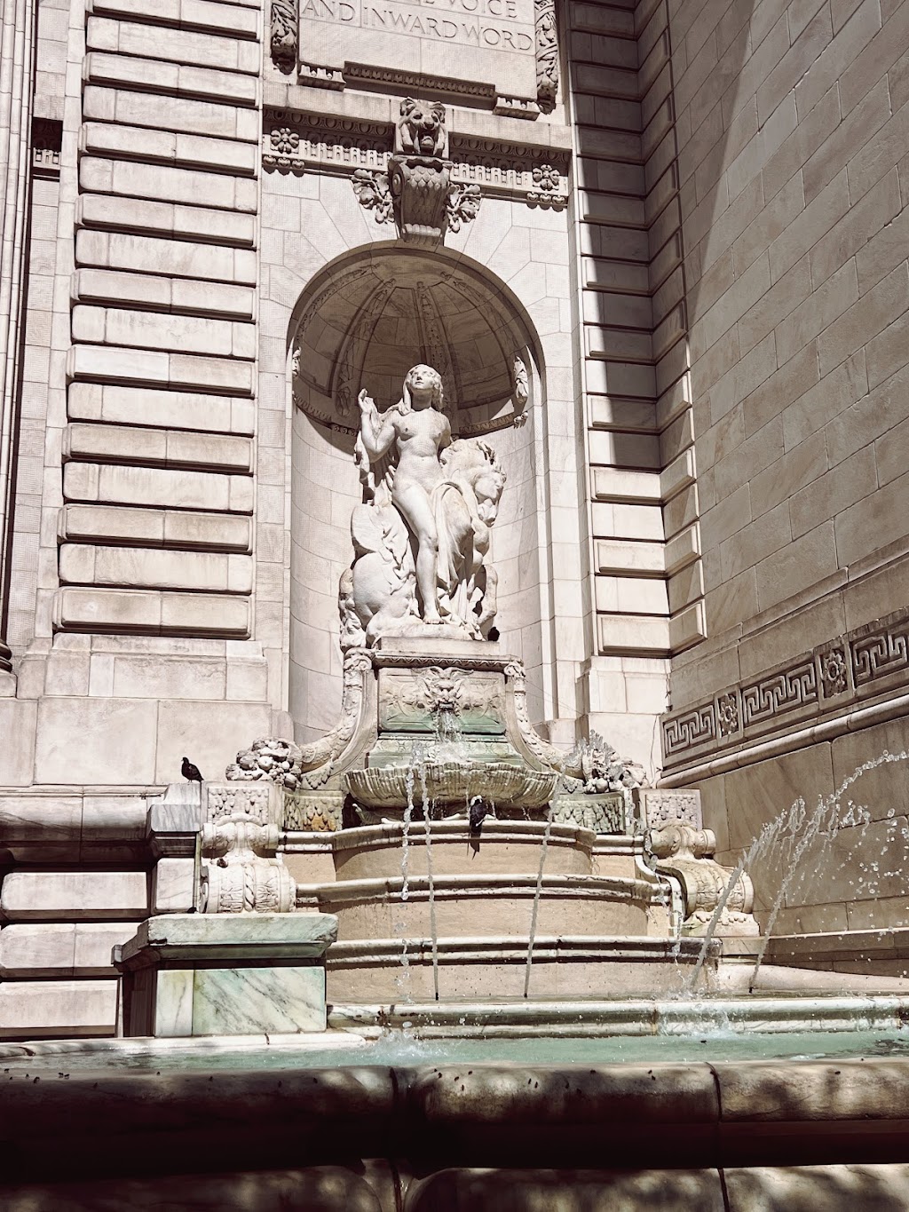 New York Public Library - Stephen A. Schwarzman Building | 476 5th Ave, New York, NY 10018, USA | Phone: (917) 275-6975