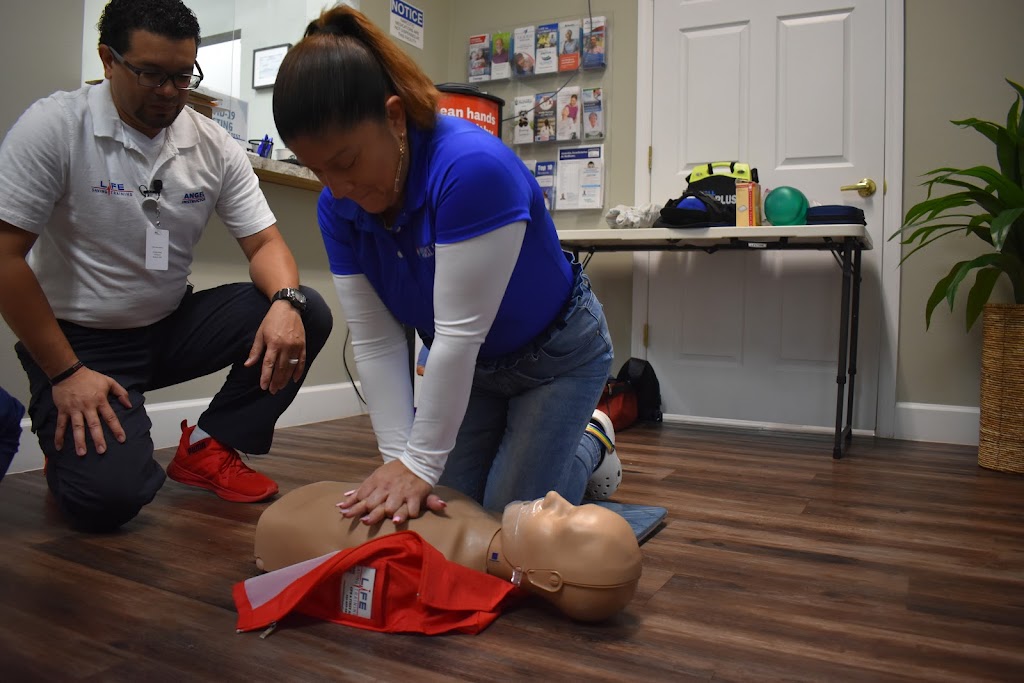 Life Saving Training | 15120 Sora St, Mascotte, FL 34753 | Phone: (321) 895-6837