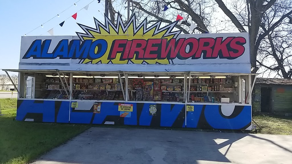 Alamo Fireworks Stand | 1301 TX-80, San Marcos, TX 78666, USA | Phone: (210) 667-1106