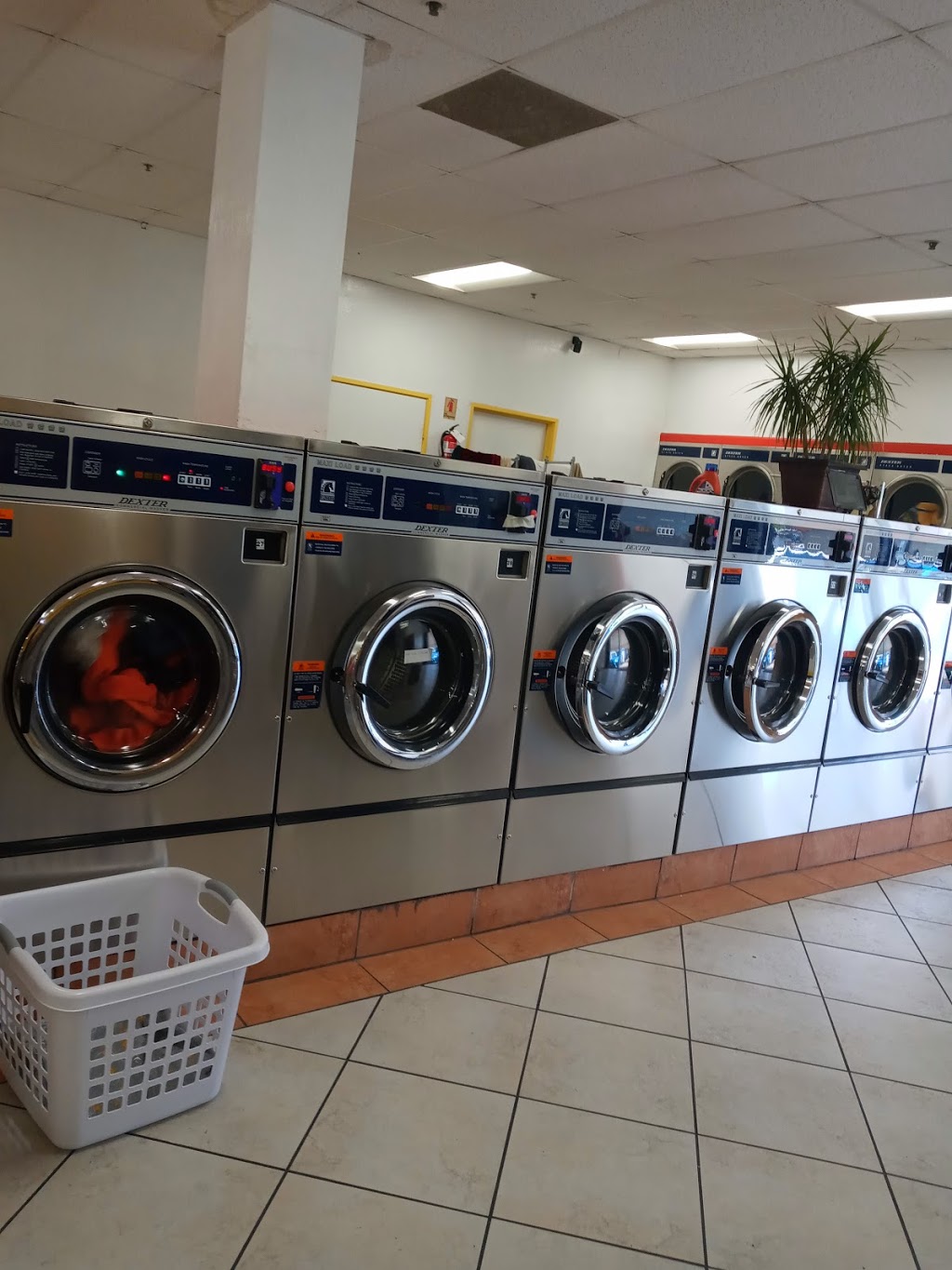 Lee Laundromat | 38487 Fremont Blvd #201, Fremont, CA 94536, USA | Phone: (510) 745-7646