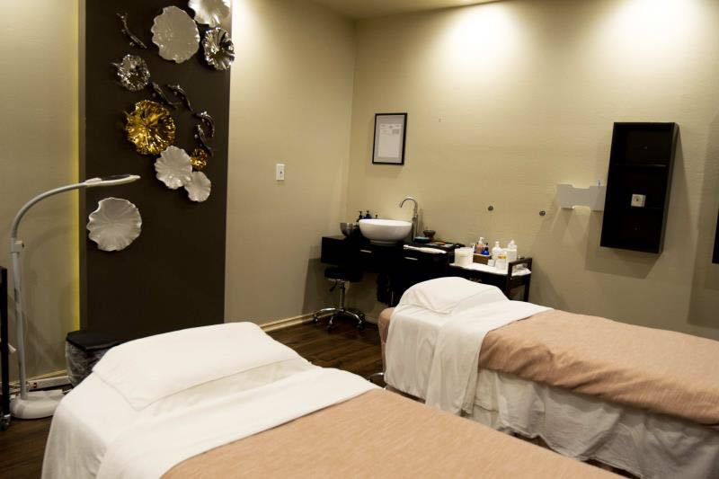 Merlot Medical Spa | 3654 Nogales St, West Covina, CA 91792, USA | Phone: (626) 333-6516