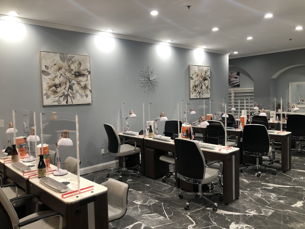 AJ Nails & Spa | 9518 Diamond Centre Dr, Mentor, OH 44060, USA | Phone: (440) 551-9628