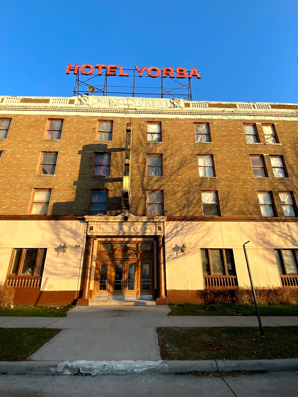 Yorba Hotel | 4020 W Lafayette Blvd, Detroit, MI 48209, USA | Phone: (313) 554-2250