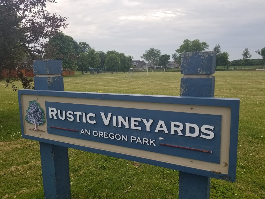 Rustic Vineyards Park | 1013 Vinyard Dr, Oregon, WI 53575, USA | Phone: (608) 835-3118