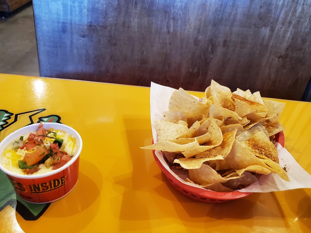 Fuzzys Taco Shop | 16401 E Arapahoe Rd, Aurora, CO 80016, USA | Phone: (303) 699-5729