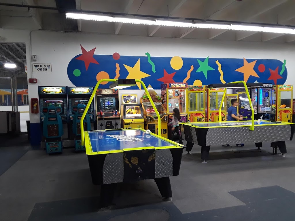 Kendall Ice Arena | 10355 Hammocks Blvd, Miami, FL 33196, USA | Phone: (305) 386-8288