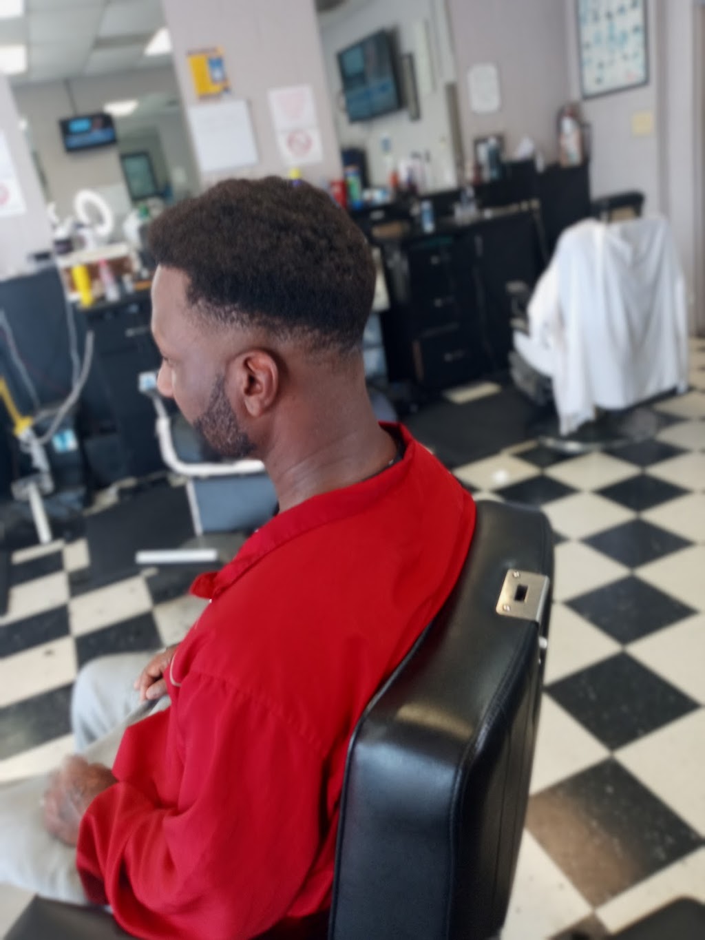 Blades Barber Shop | 4088 Elvis Presley Blvd, Memphis, TN 38116, USA | Phone: (901) 395-0102