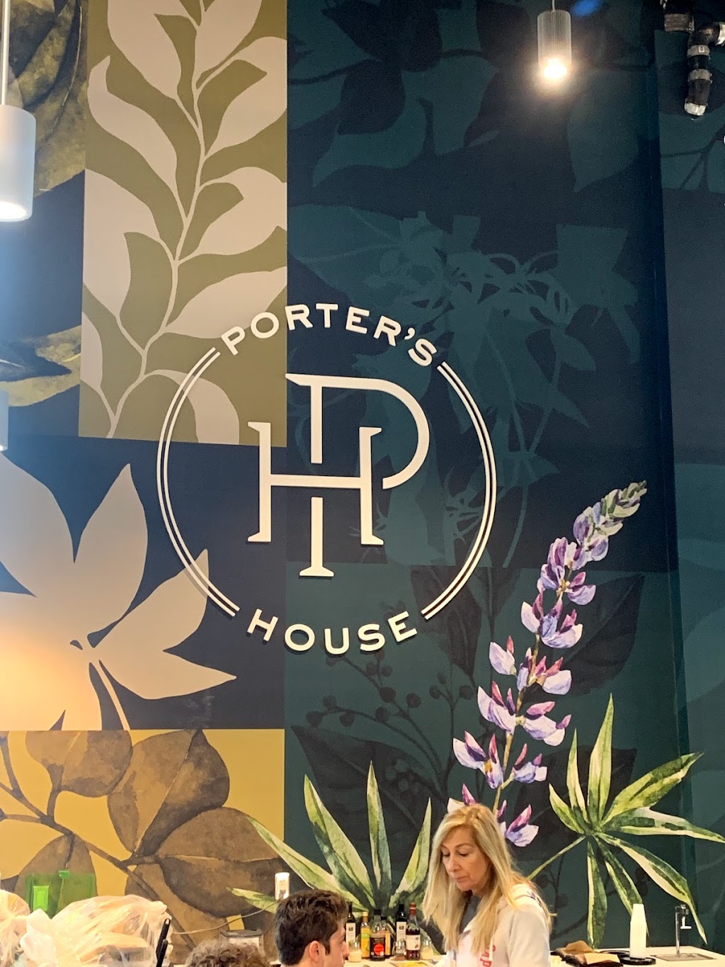 Porters House | 20209 Rinaldi St, Porter Ranch, CA 91326, USA | Phone: (818) 363-3933